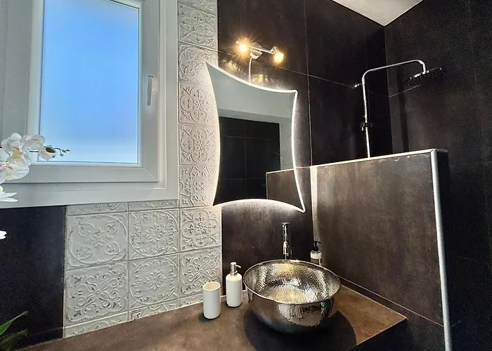 Case de vacanță Elios Serenity House